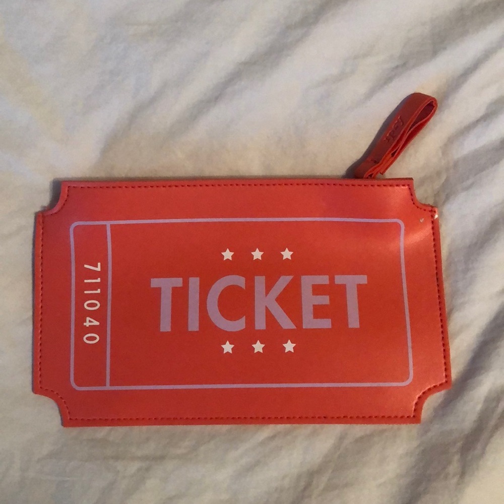 Small make up pouch